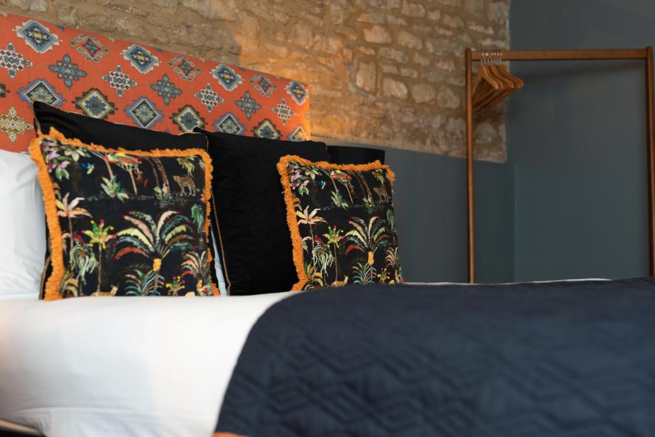 Jersey Arms Hotel بيسيستر المظهر الخارجي الصورة