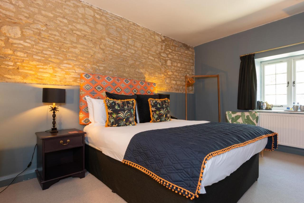 Jersey Arms Hotel بيسيستر المظهر الخارجي الصورة