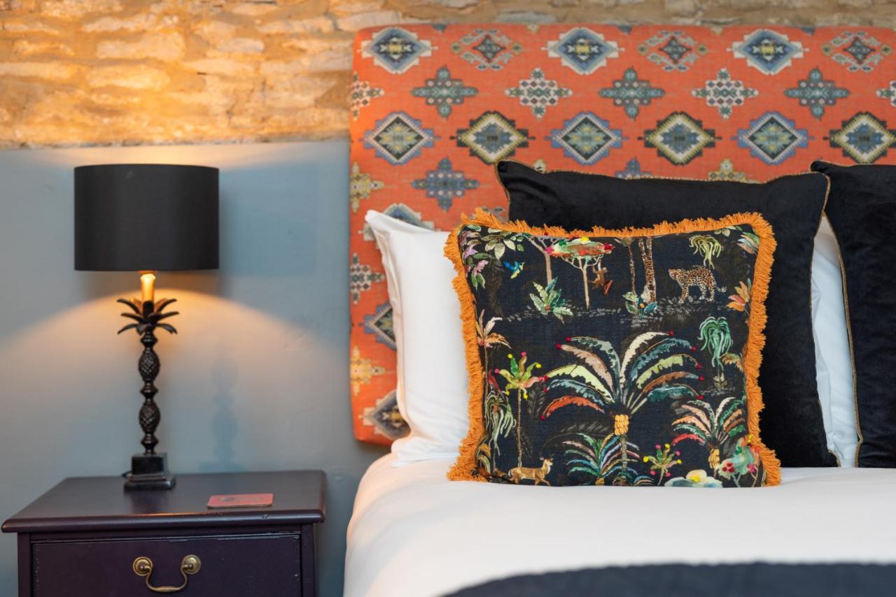 Jersey Arms Hotel بيسيستر المظهر الخارجي الصورة
